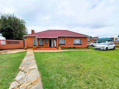 House For Sale in Hurlyvale, Edenvale
